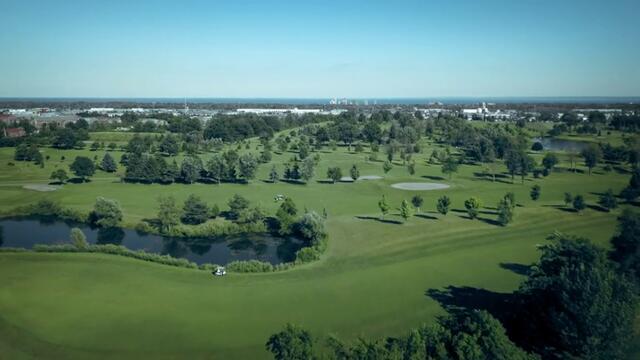 Близо до опасността Living Next to Danger    Danger Lurking Under My Roof (2023) Бг Аудио Част 2