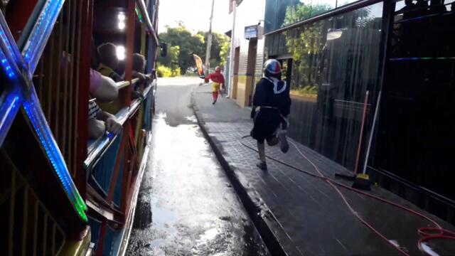 MELHORES SUPER PULOS NINJAS DO FOFÃO, CHAVES, KIKO E CHAPOLIN DANÇANDO NA CARRETA DA ALEGRIA MEGA C6