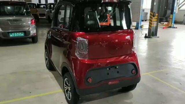 Q2 Full Enclosed Electric Mini Car For 3 Seats With EEC For Canada