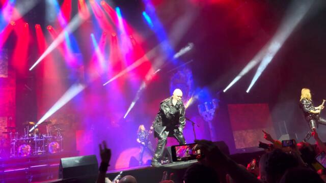 Judas Priest - Breaking the Law (Live at 3Arena)