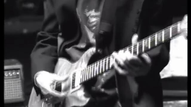 John Lee Hooker featuring Carlos Santana - Chill Out (Official Music Video)