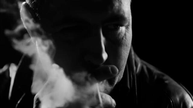 ПОЕТЪТ - ЛИЛИ ИВАНОВА