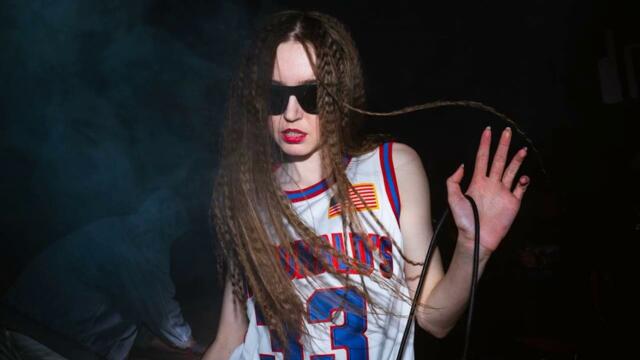 SNOW STRIPPERS - THROW IT BACK AWAY  [ CROW EDIT ]