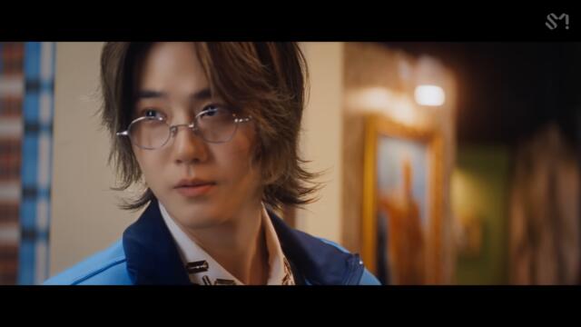 SUHO 수호 '치즈 (Cheese) (Feat. 웬디)' MV