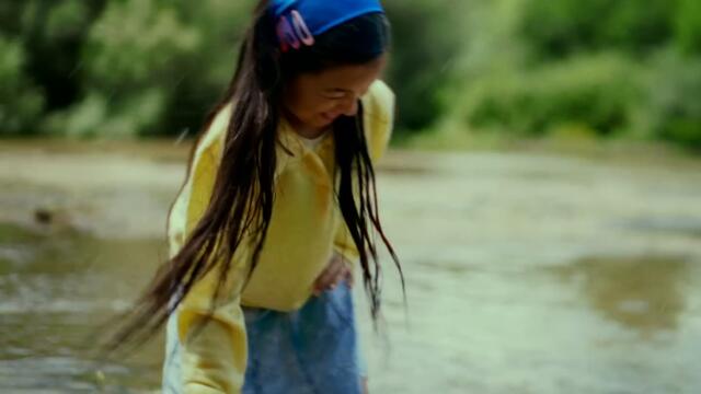 María José Llergo - RUEDA, RUEDA (Video Oficial)