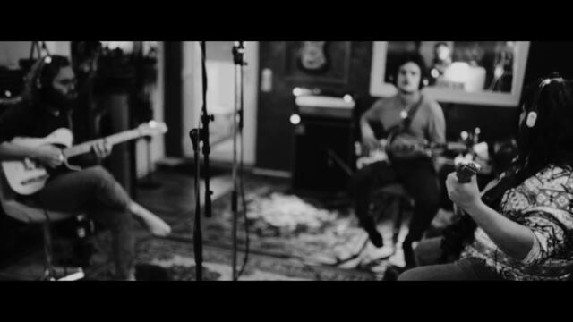 Kings And Queens - Midge's Pocket | Official