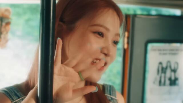 Red Velvet 레드벨벳 'Love is COSMIC' Trailer