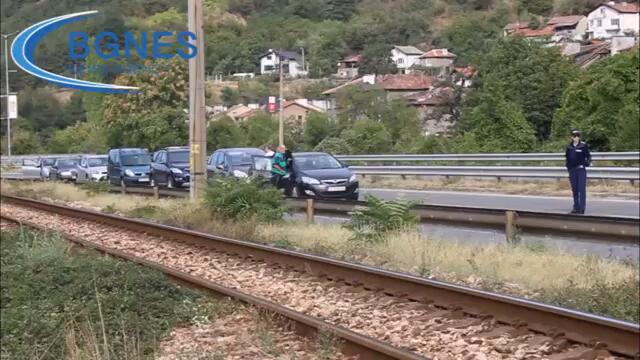 Заради безводието в Самораново протестиращи блокираха Е-79, заплашиха с мега-протест на АМ „Струма“