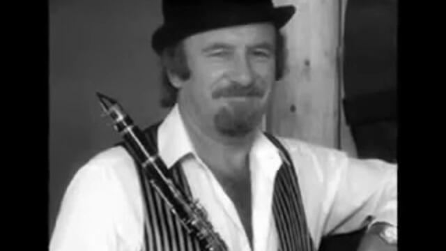 Acker Bilk - Stranger On The Shore (Original Stereo).avi