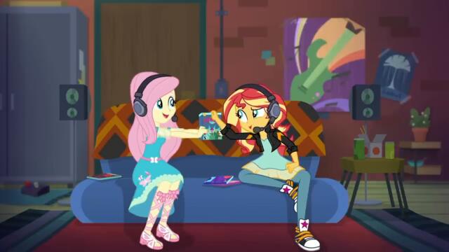 y2mate.com - Equestria Girls Season 2  Game Stream Original Short_720pFH