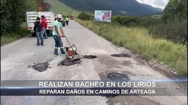 Realizan bacheo en Los Lirios; reparan daños en caminos de Arteaga