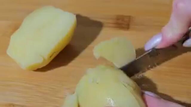 Салат ОЛИВЬЕ ⤵️ ♥️#салат #оливье #рецепт #юля