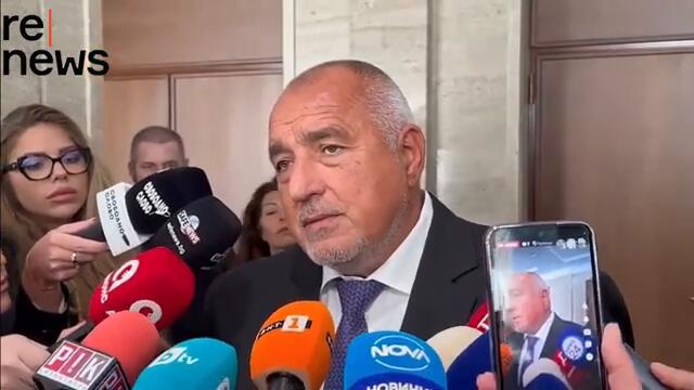 📷 #бойко  Борисов с коментар пред РЕ ТВ и други медии в Народното събрание: