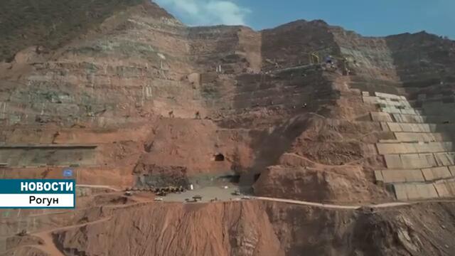 Президент в Рогунской ГЭС ознакомился с ходом работ водоприёмных агрегатов № 3 и № 4