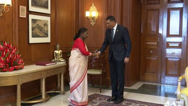 The Prime Minister of Jamaica, the Most Honourable Andrew Holness called on the President of India