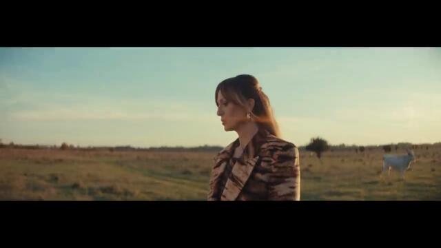 Aleksandra Radovic - Prave Ljubavi (Official Video)