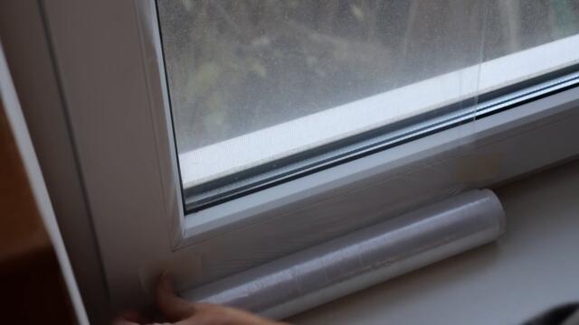 Просто поставих фолио върху прозореца и се изненадах колко топло стана в къщата - Русия, 2024 г