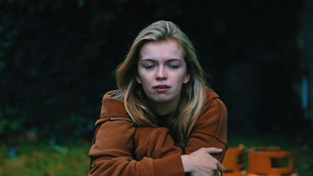 Zoe Clarke & Gon Massey - This War (Official Music Video)