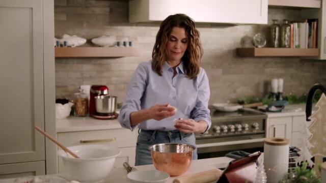 Коледа в Аспен Christmas at the Chalet  (2023) Бг Аудио Част 1