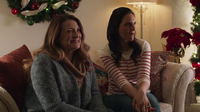 Коледата възстановена  Да подготвиш Коледа  Falling for Christmas   Fixing Up Christmas (2021) Бг Аудио Част 2