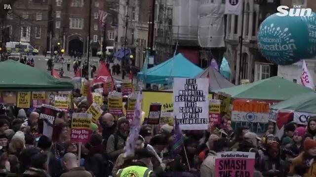 Thousands of Tommy Robinson protesters swarm central London with six people arrested