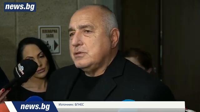 Вдигането на заплатите в МВР било договорено с Асен Василев, твърди Борисов