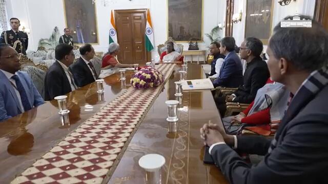 Union Minister for Finance&Corporate Affairs called on the President before presenting Union Budget