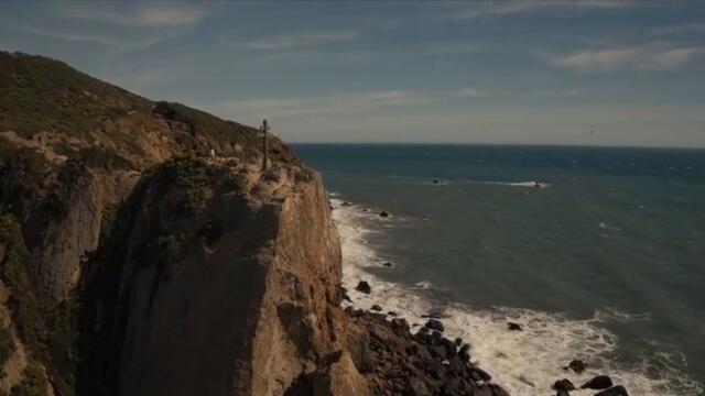 Дефилето - The Gorge (2025) - филм, екшън фантастика-ЧАСТ 5