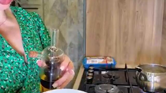 Салат из куриных сердечек 🍗🥗 #рецепты #юля #готовимдома #салат