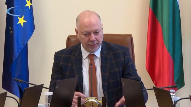 Желязков: Започваме 2025 г. с минус 10 млрд.