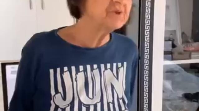 За кокошките на село…😂 #comedy #комедия #смях #humor #funny #смешно