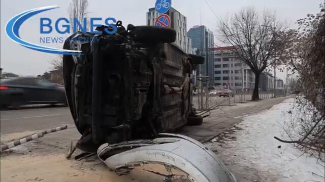 Пиян и дрогиран предизвика тежка катастрофа между две коли в центъра на София