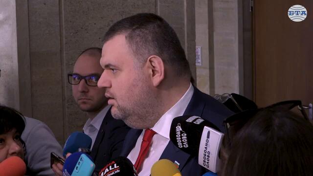 Ще подкрепя бюджета, но между първо и второ четене ще имам още предложения, каза Делян Пеевски