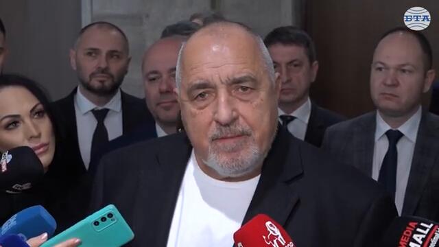 Кабинетът "Желязков" трябва да продължи, дори като правителство на малцинството, смята Бойко Борисов