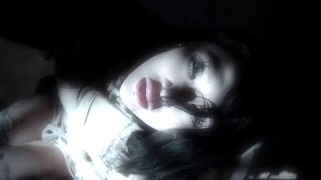 yeule - 'Skullcrusher' (Official Music Video)