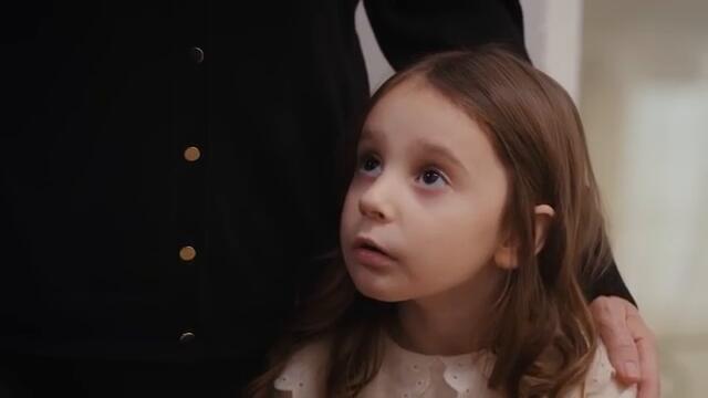 Hira, Defne ve Orhun’un nişan hazırlıklarını dinliyor 💔 | Esaret 467. Bölüm