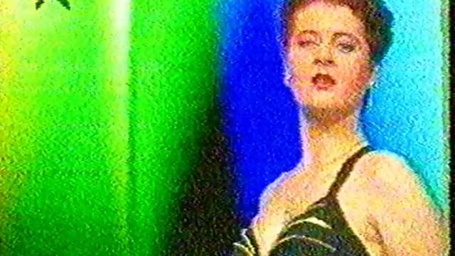 Aleksandra - Uvenuce ruze (Official video)