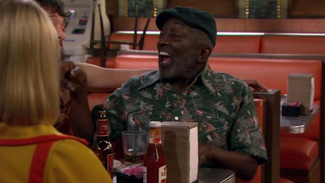 Без пукната пара С04Е13