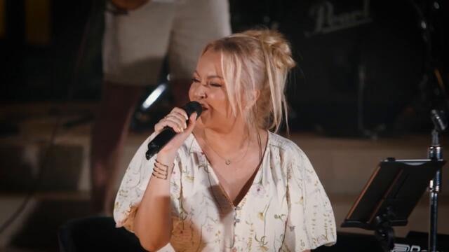 IVANA SELAKOV  - SPREMAN NA SVE (Live from the Backyard)