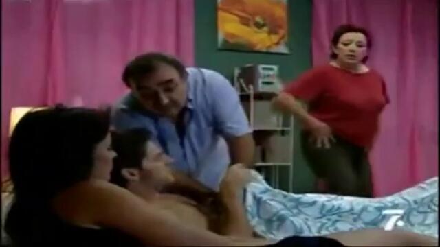 Мамооo Презерватива не му става (Авторски Превод)