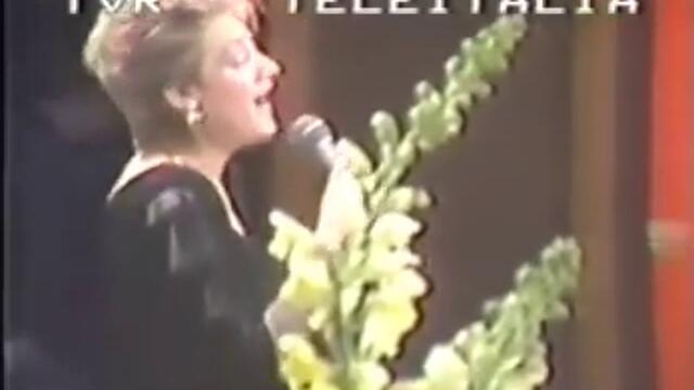 Ани Върбанова (1991) - Almeno tu nell'universo (Миа Мартини)