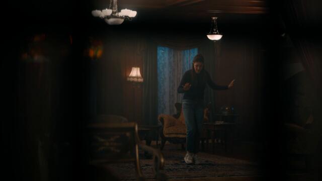 3 стаи, 2 бани и 1 призрак 3 Bed, 2 Bath, 1 Ghost  (2023) Бг Аудио Част 4