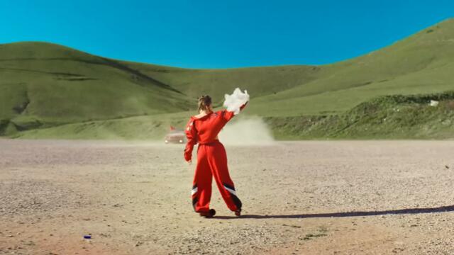 Elvana Gjata - Lumja Toka (Official Music Video)