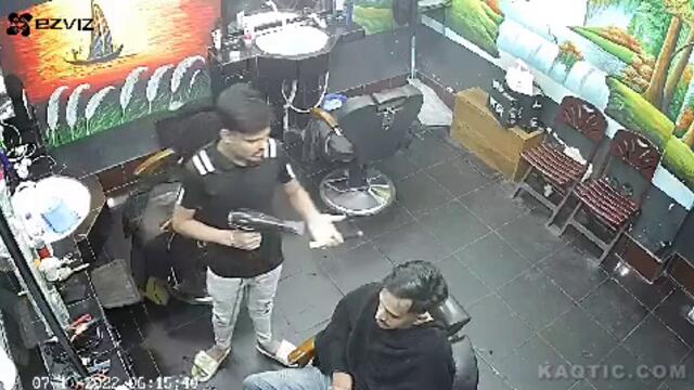 На фризьор. Подсушаване....