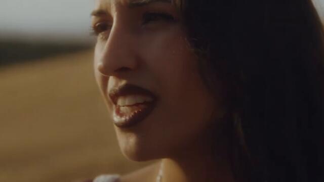 Magi Nedkova - ОБИЧАШ ЛИ МЕ_ (music video)