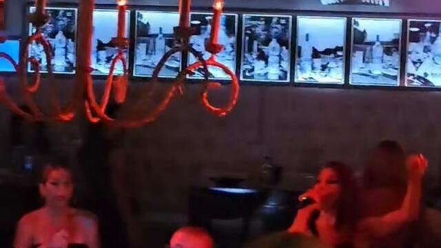 Малко от атмосферата в Piano Bar Noti Свети Влас